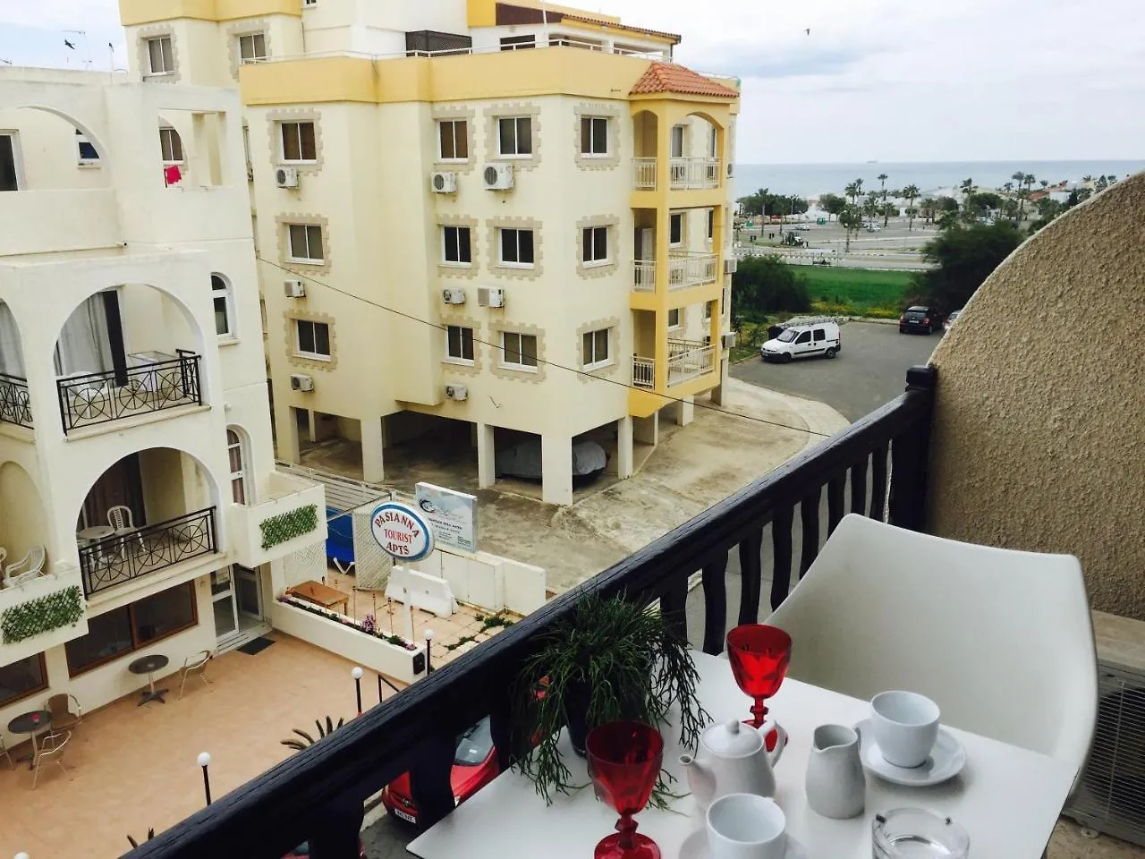 Pasithea Holiday Apartments Larnaca