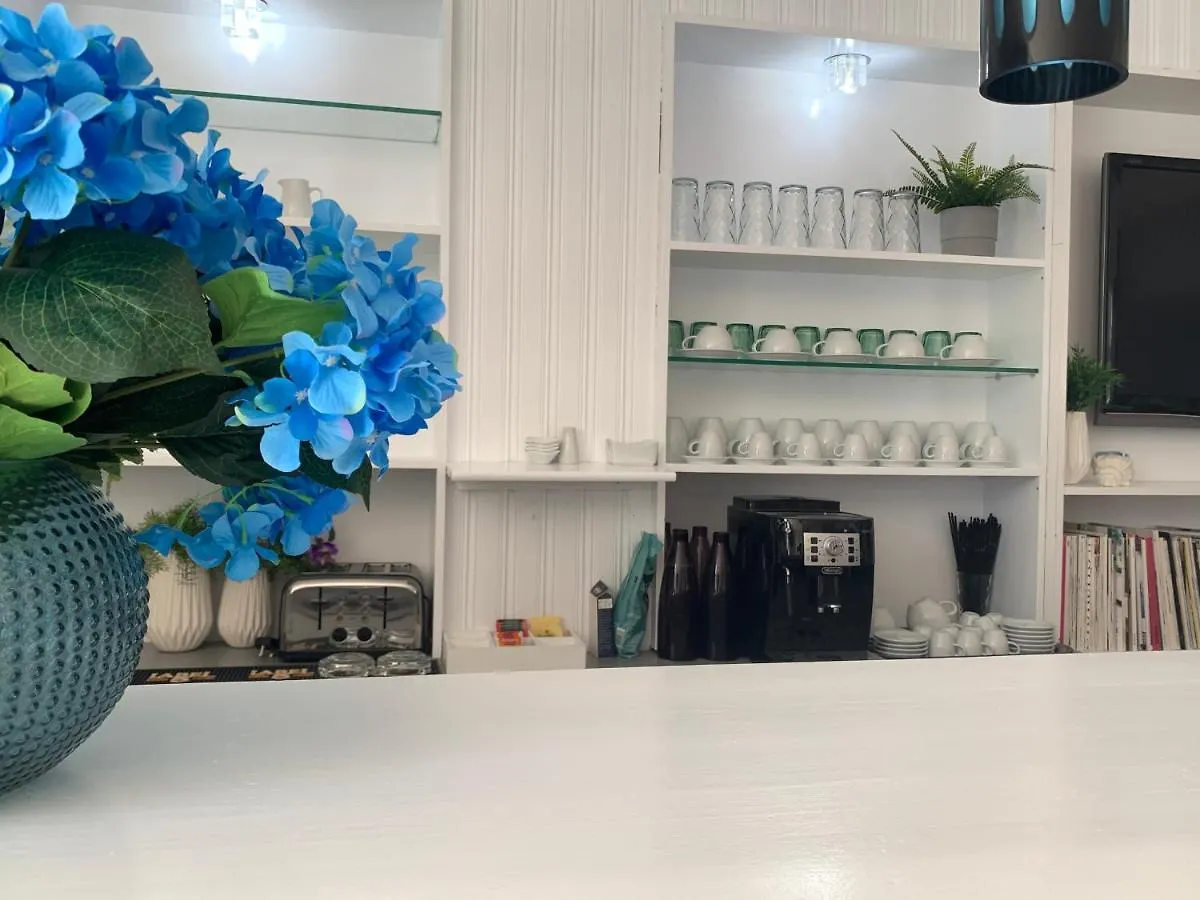 Pasithea Holiday Apartments 拉纳卡