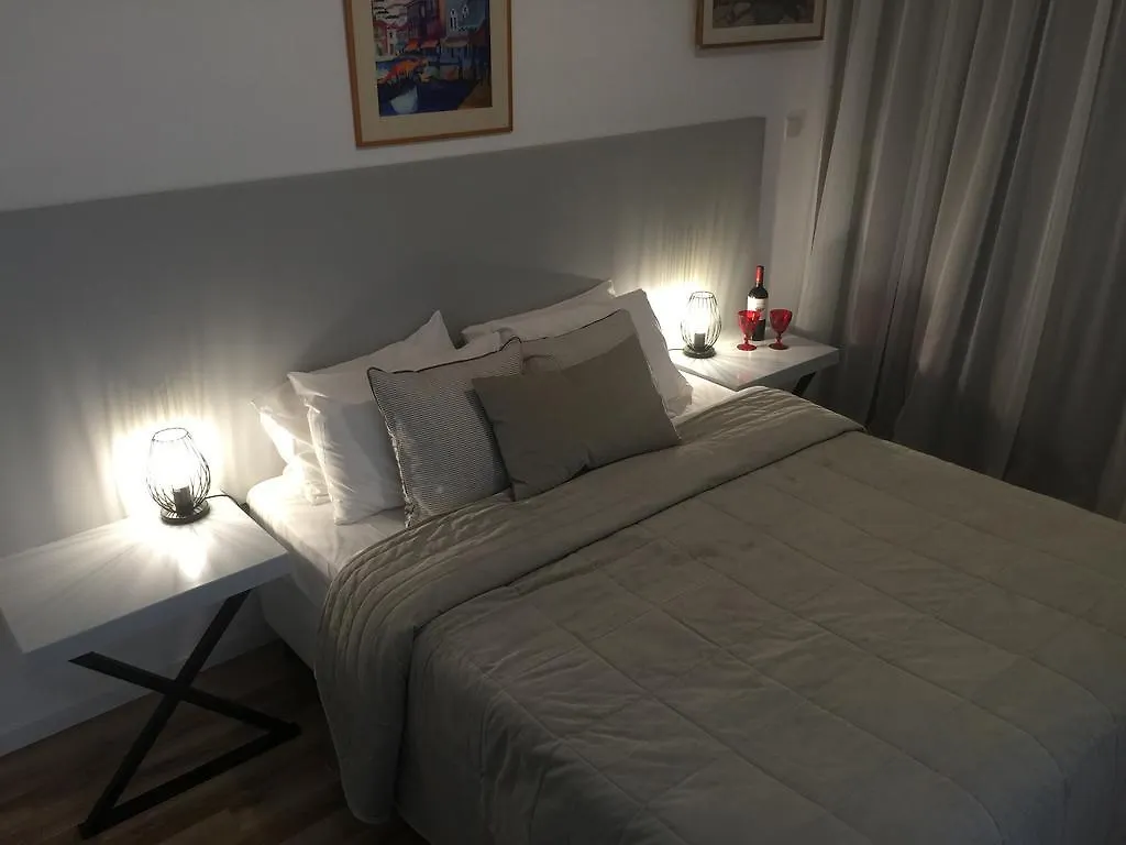 Pasithea Holiday Apartments 拉纳卡